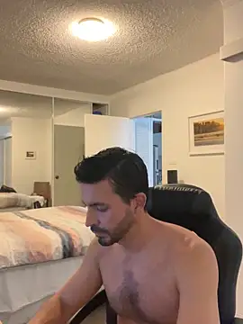 Snapshot of DrDreAu chatting on November 7, 4:01 am DrDreAu online show from November 7, 4:01 am