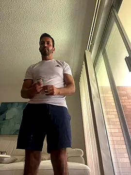 Snapshot of DrDreAu chatting on November 11, 1:49 am DrDreAu online show from November 11, 1:49 am