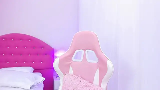 Juana miel online show from April 16, 7:58 pm