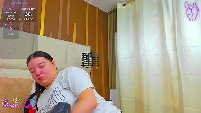 AmbarGills online show from April 17, 1:03 pm