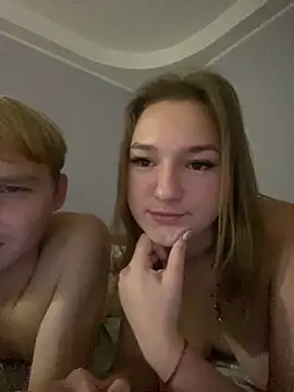 Snapshot of Dabi_002 chatting on October 10, 12:53 am Dabi 002 online show from October 10, 12:53 am