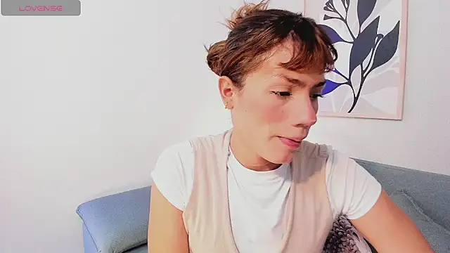 KassMonroe online show from February 9, 8:13 pm