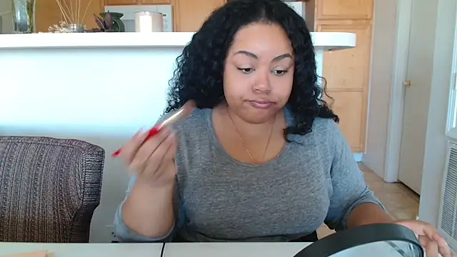 KalaniRose online show from October 16, 7:26 pm