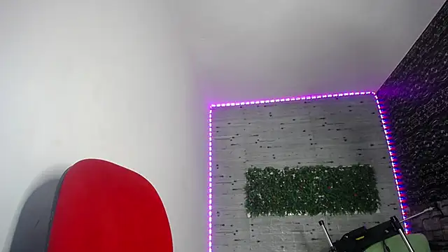 Snapshot of celeste_solis chatting on October 25, 8:03 pm celeste solis online show from October 25, 8:03 pm