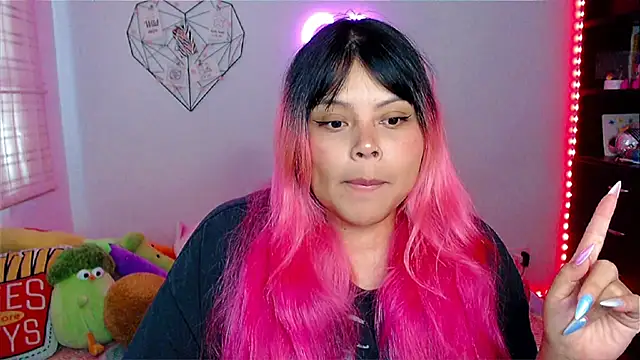 EllieMoonX online show from January 13, 8:58 pm