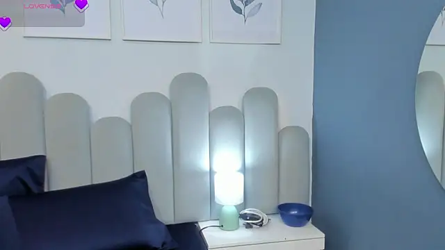 luly dreams online show from April 9, 8:42 am