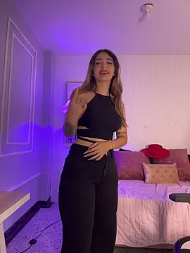 HoneyMollyX online show from January 7, 1:13 pm