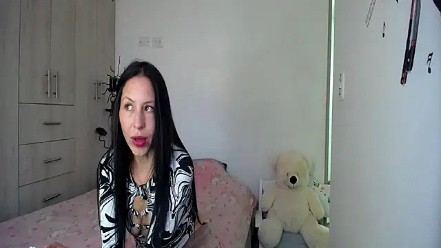 you yuyuu online show from June 4, 9:43 pm