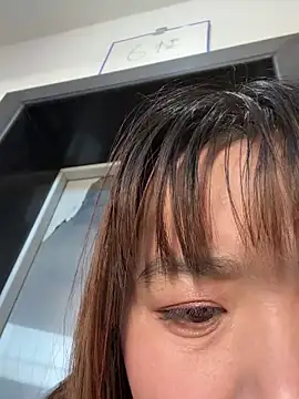 weiww1995 online show from December 21, 3:57 am