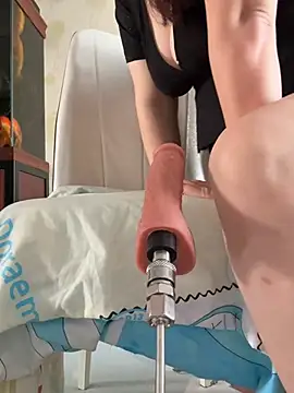 weiww1995 online show from March 10, 2:05 am