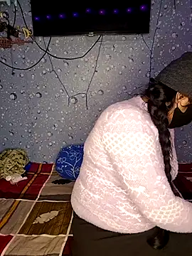 Snapshot of Sweet-Maddlina chatting on December 21, 5:58 am Sweet-Maddlina online show from December 21, 5:58 am