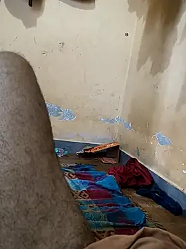 Snapshot of Hoty_couple_Sex chatting on October 13, 3:39 am Hoty couple Sex online show from October 13, 3:39 am