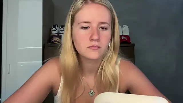 itssosierra online show from April 13, 11:10 pm