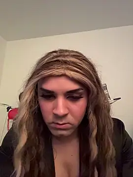 luziaaa92 online show from October 17, 7:33 am
