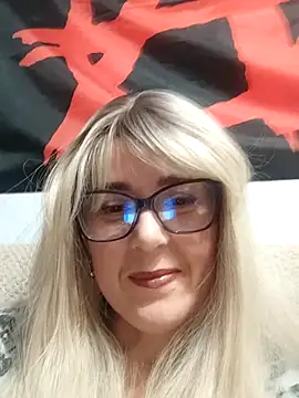 Amelialove42 online show from January 13, 8:36 pm