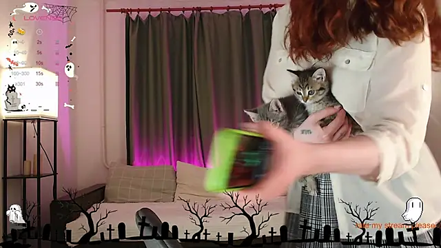 Snapshot of GingerCute chatting on October 30, 12:06 pm GingerCute online show from October 30, 12:06 pm