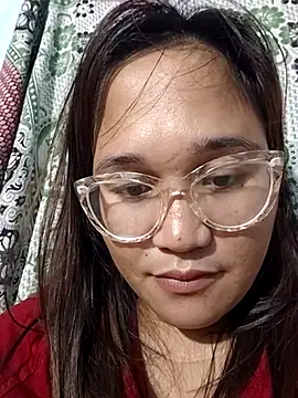 Snapshot of PussyCherry chatting on October 28, 11:40 pm PussyCherry online show from October 28, 11:40 pm