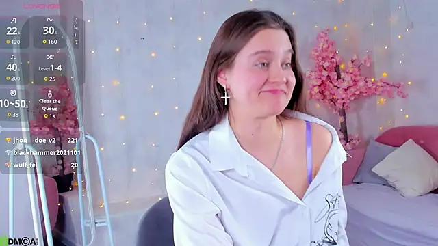 Renesmy Black online show from February 3, 2:53 am