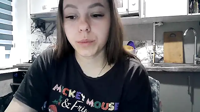 Snapshot of Ladikisss_20 chatting on October 10, 5:50 am Ladikisss 20 online show from October 10, 5:50 am