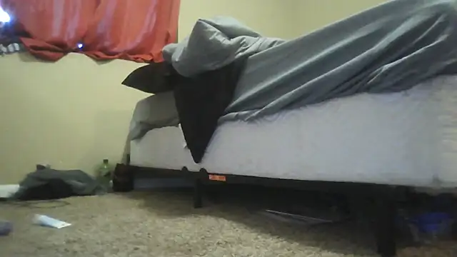 Snapshot of famousafterthoughtcut999 chatting on November 10, 1:32 pm famousafterthoughtcut999 online show from November 10, 1:32 pm