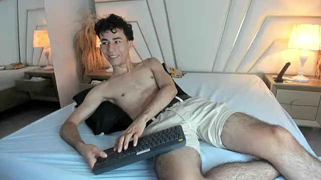 Zahir Ashar online show from October 27, 11:25 am