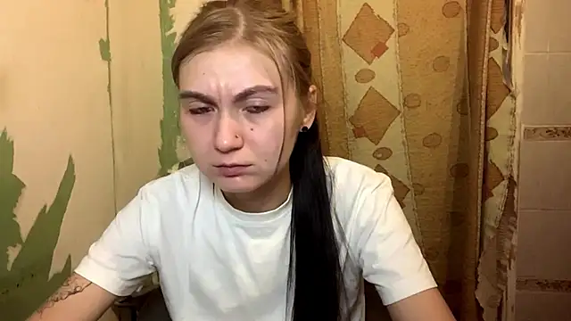 ArianeBhayani online show from October 26, 9:31 pm