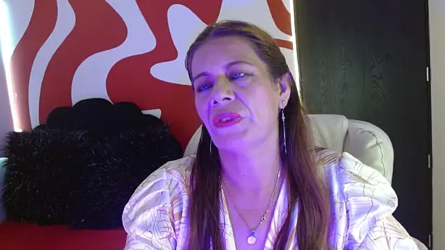 Snapshot of channelsmith_55 chatting on May 29, 2:04 pm channelsmith 55 online show from May 29, 2:04 pm