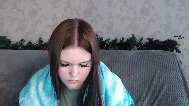 Snapshot of Musegirl chatting on February 15, 5:04 am Musegirl online show from February 15, 5:04 am