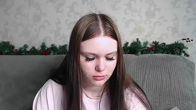 Snapshot of Musegirl chatting on February 21, 8:26 am Musegirl online show from February 21, 8:26 am