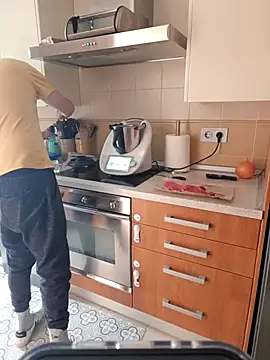 Snapshot of Alex_piloto chatting on November 2, 12:07 pm Alex piloto online show from November 2, 12:07 pm