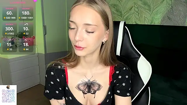 Snapshot of EvaPeace chatting on November 29, 5:38 pm EvaPeace online show from November 29, 5:38 pm