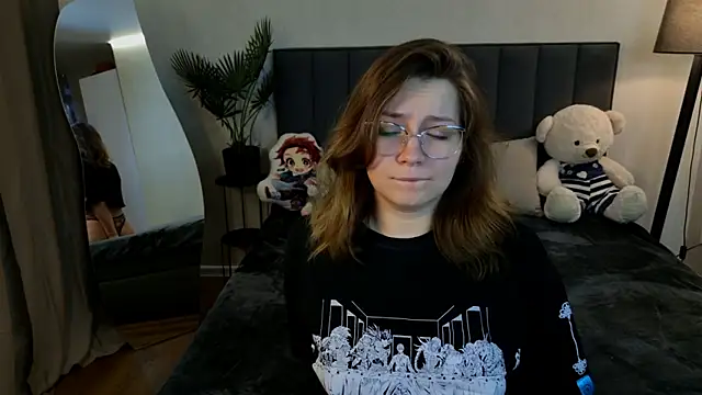 Snapshot of Briarx chatting on January 7, 5:10 am Briarx online show from January 7, 5:10 am