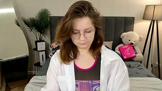 Snapshot of Briarx chatting on February 3, 5:38 am Briarx online show from February 3, 5:38 am