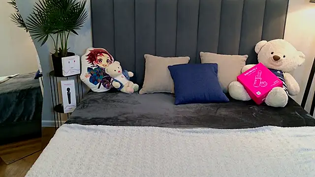 Snapshot of Briarx chatting on February 14, 10:06 pm Briarx online show from February 14, 10:06 pm