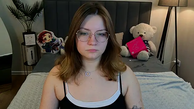 Snapshot of Briarx chatting on February 28, 4:02 am Briarx online show from February 28, 4:02 am