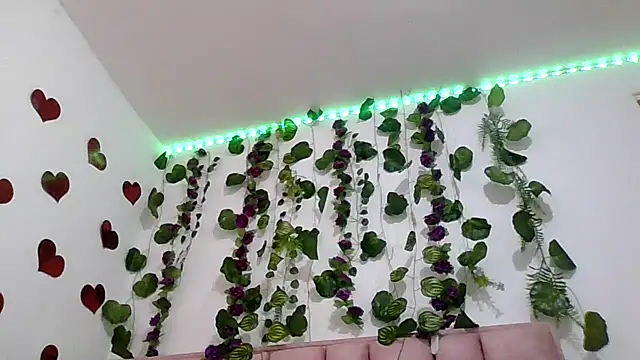 abby moss 2 online show from April 16, 12:28 pm