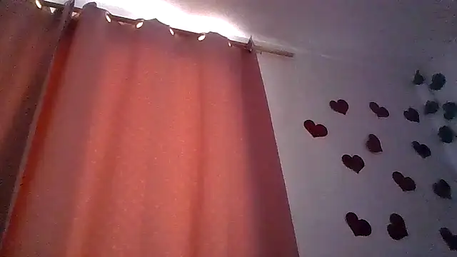 Snapshot of abby_moss_2 chatting on June 2, 12:40 pm abby moss 2 online show from June 2, 12:40 pm