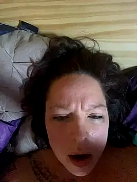 Snapshot of EdNEmSexyBlend chatting on October 15, 5:13 pm EdNEmSexyBlend online show from October 15, 5:13 pm