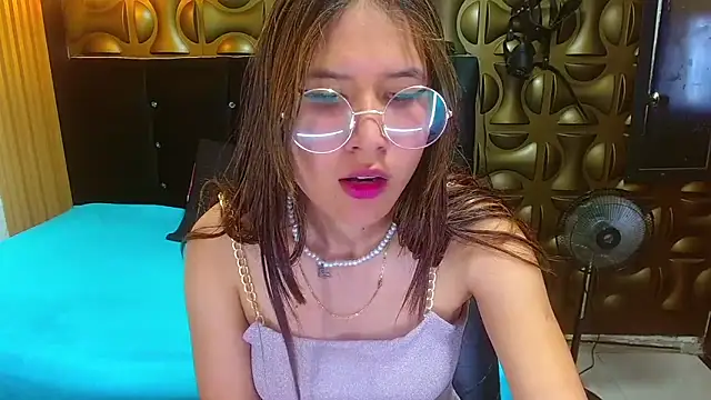 tinibunny online show from November 27, 7:27 pm