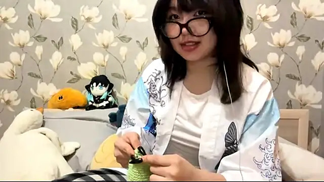 YunaMuse online show from October 12, 7:35 pm