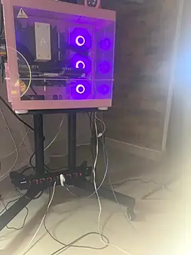 Snapshot of Swweet_Miia1 chatting on November 12, 2:12 am Swweet Miia1 online show from November 12, 2:12 am