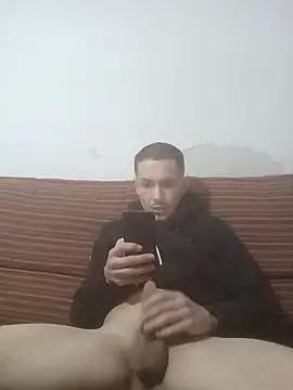 Snapshot of Graimito chatting on November 22, 8:08 pm Graimito online show from November 22, 8:08 pm