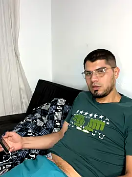 mirallesandbig online show from November 15, 11:21 pm