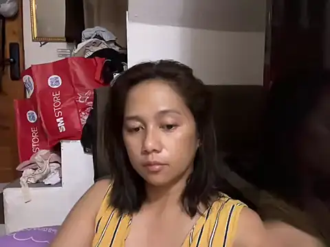 Snapshot of magandangpilipina chatting on May 25, 5:19 pm magandangpilipina online show from May 25, 5:19 pm