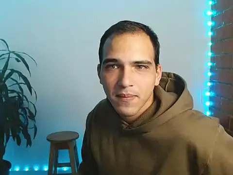 Maax3023 online show from October 21, 1:12 pm