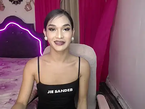 Ellorrey online show from January 11, 5:12 am