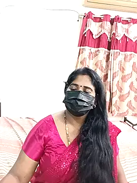 tamil-aunt online show from October 18, 5:25 pm