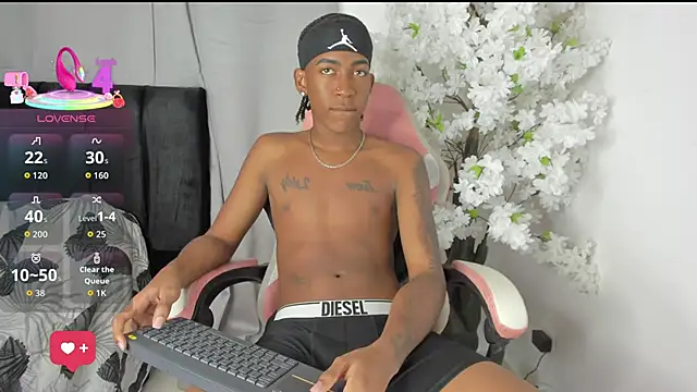 latin kay1 online show from March 20, 10:14 pm