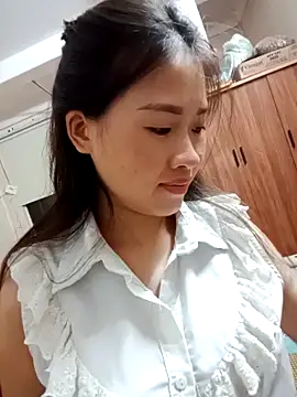 Snapshot of tuongvycute chatting on October 19, 1:56 pm tuongvycute online show from October 19, 1:56 pm