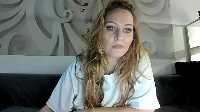 Snapshot of 88__callmemadam__88 chatting on November 14, 10:29 pm 88 callmemadam 88 online show from November 14, 10:29 pm